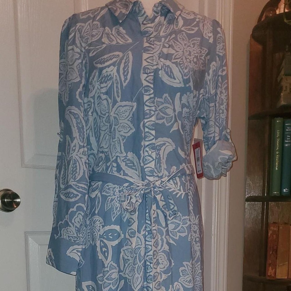 NWT Vince Camuto blue Petite Large